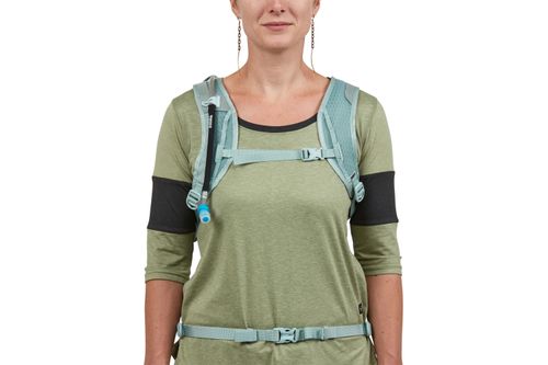 Thule Vital 3L Womens 3204157 womens torso design