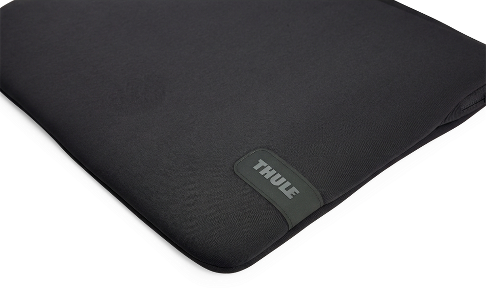 Thule Koya sleeve MacBook Pro 14" black