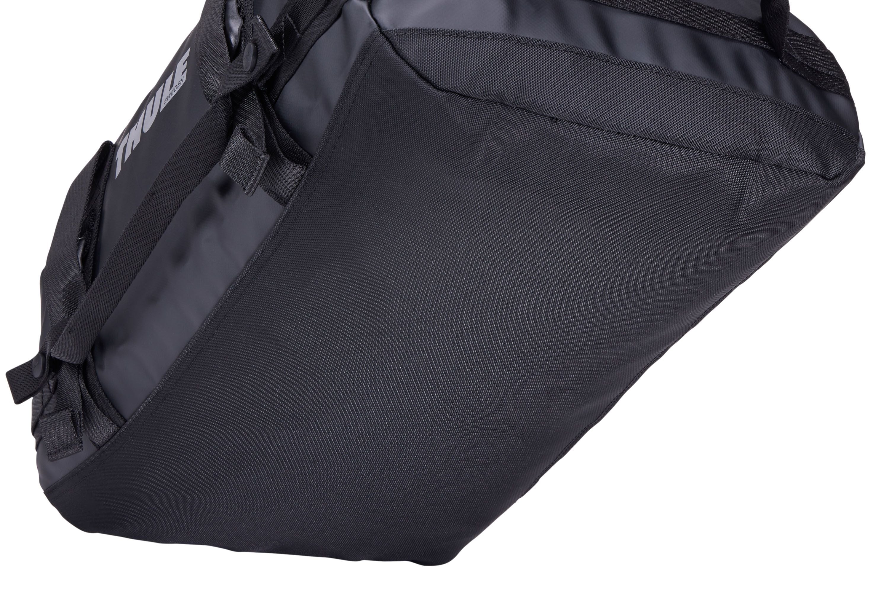 Thule Chasm 30L duffel black