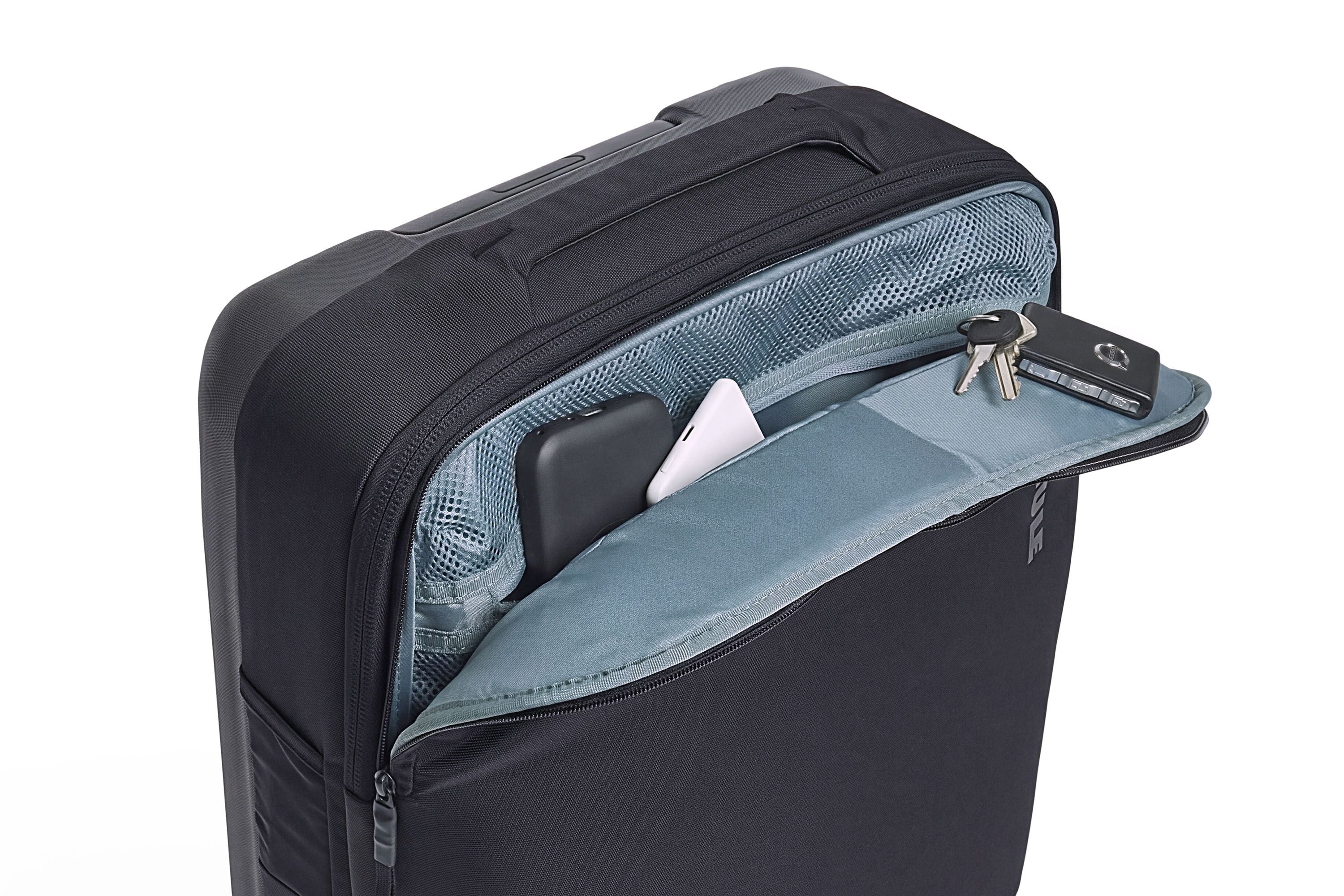 Thule Subterra 2 widebody carry on spinner TSA lock black