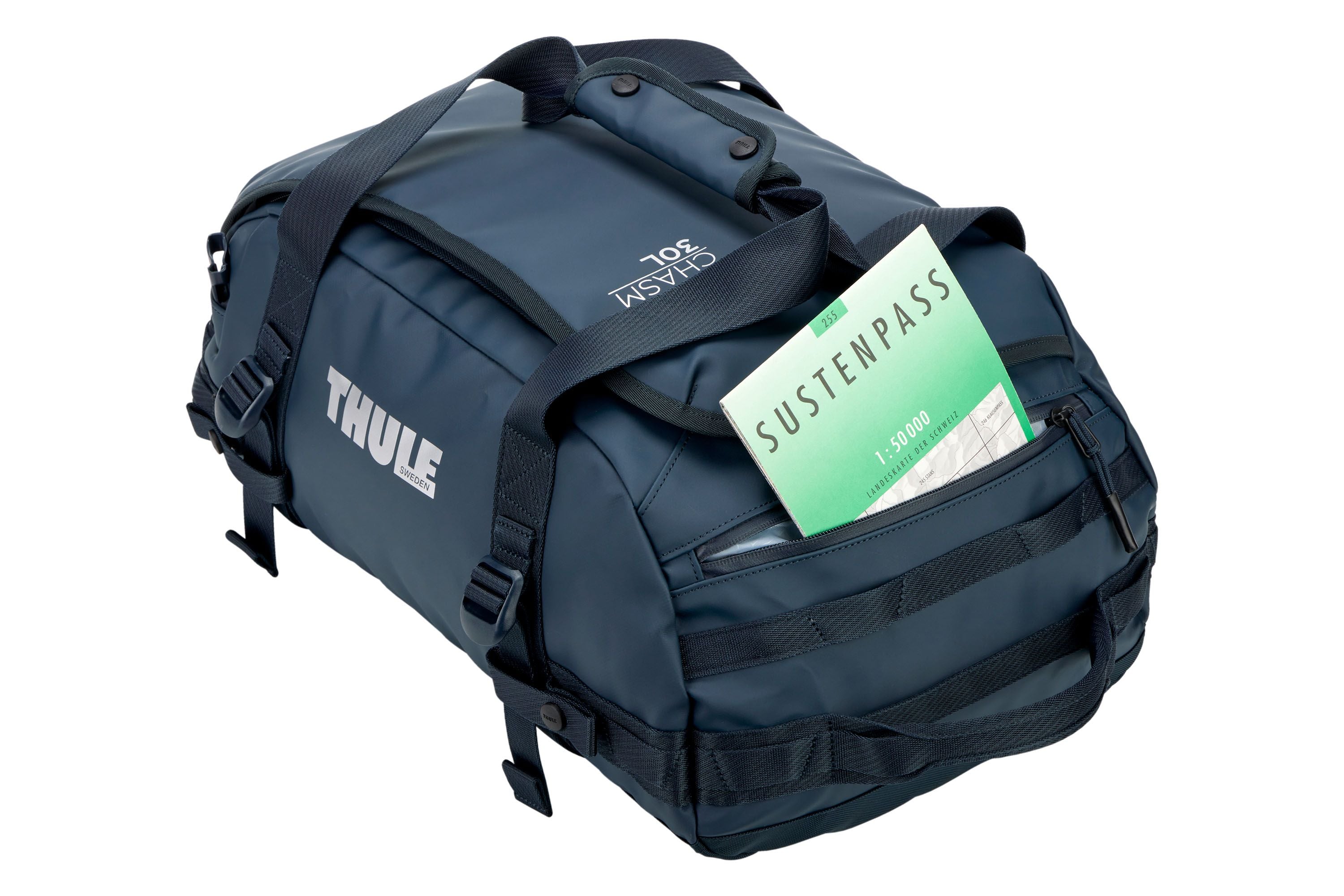 Thule Chasm 30L duffel bag darkest blue