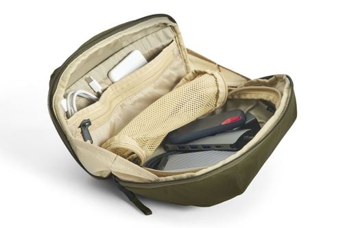 Thule EnRoute travel toiletry natural green