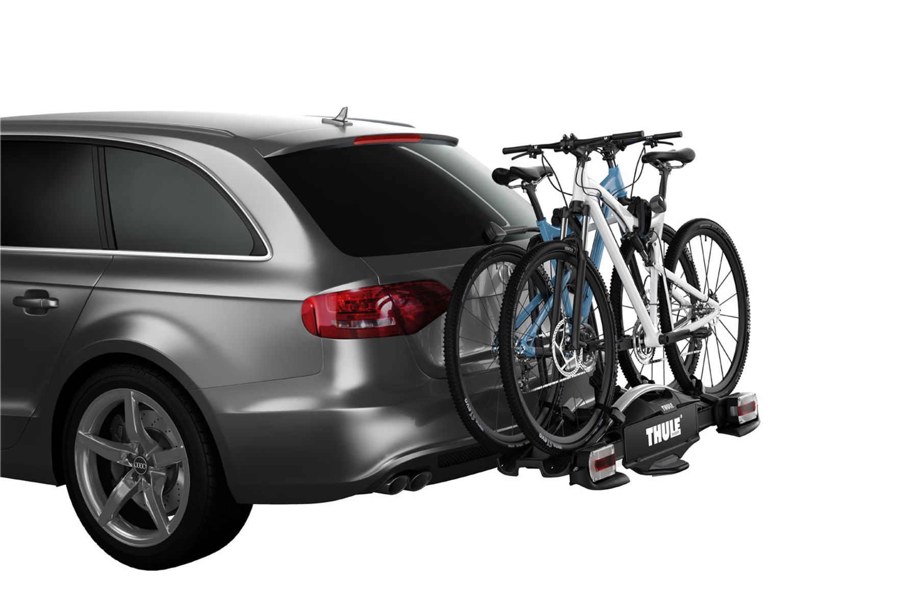 Thule VeloCompact 2 7-pin 925001 on car with bikes