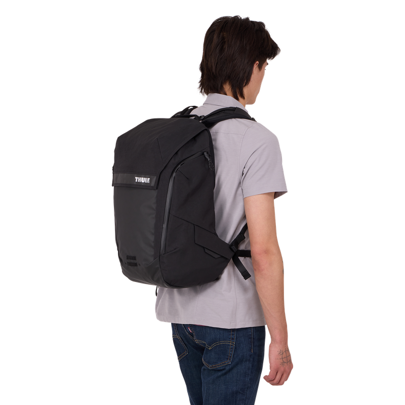 Thule Paramount bike commute backpack black 28L