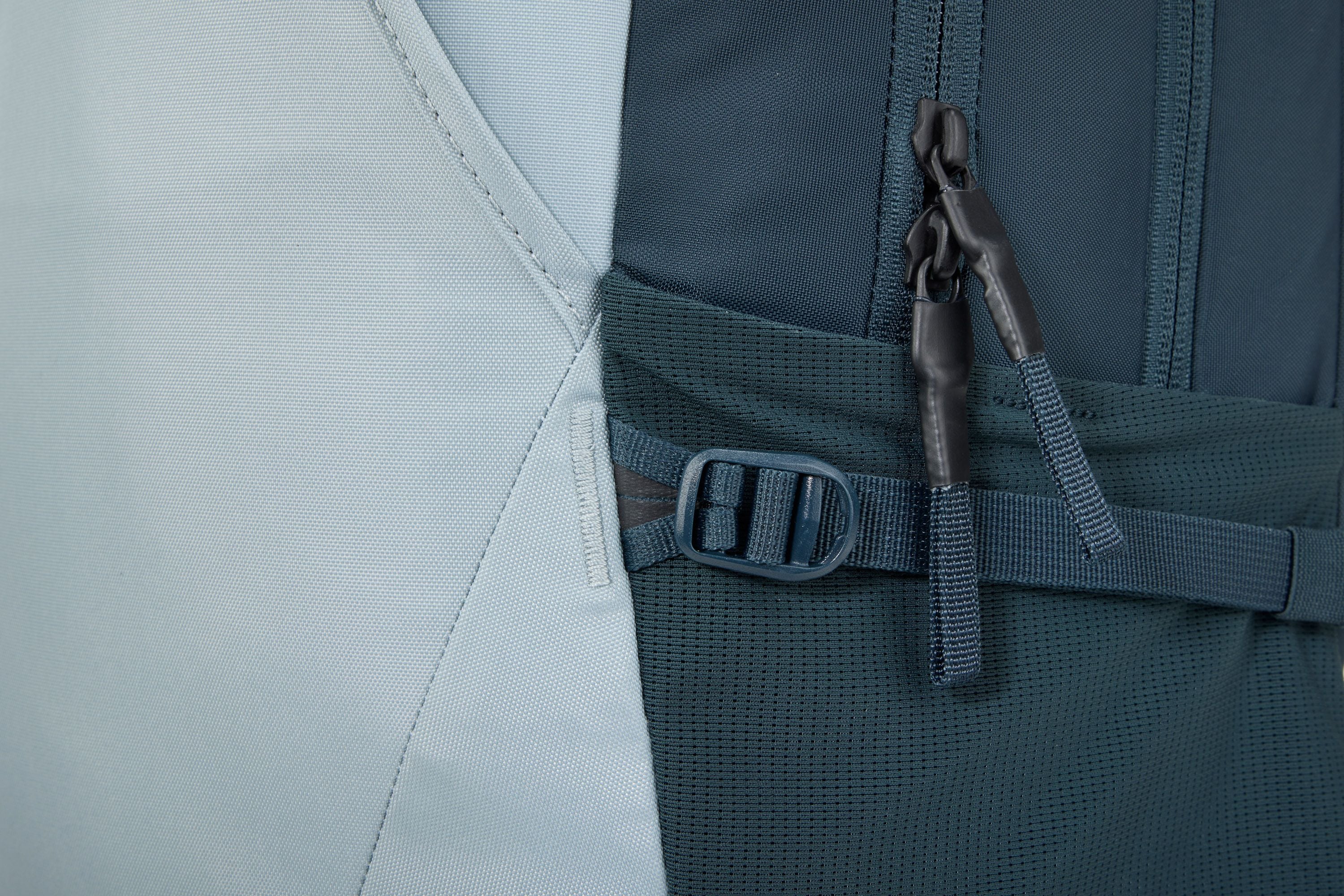 Thule EnRoute backpack 23L soft blue/darkest blue