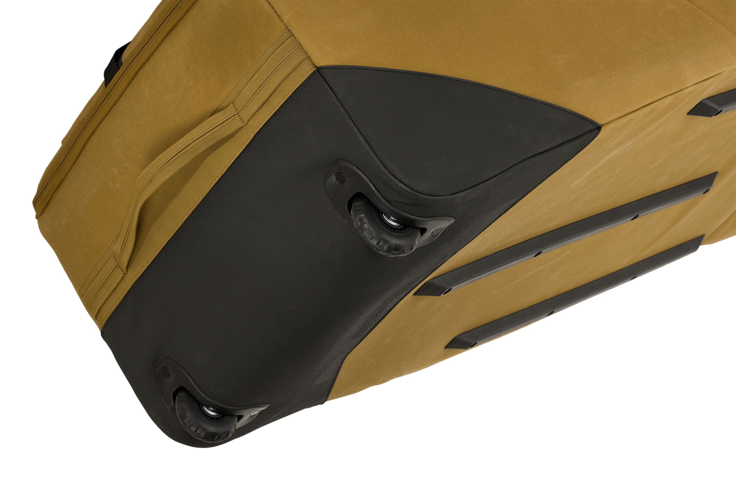 Thule Aion surfboard bag