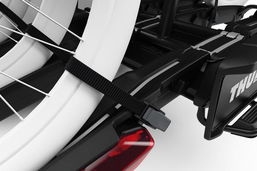 Thule Epos with lights 3B feature 903311