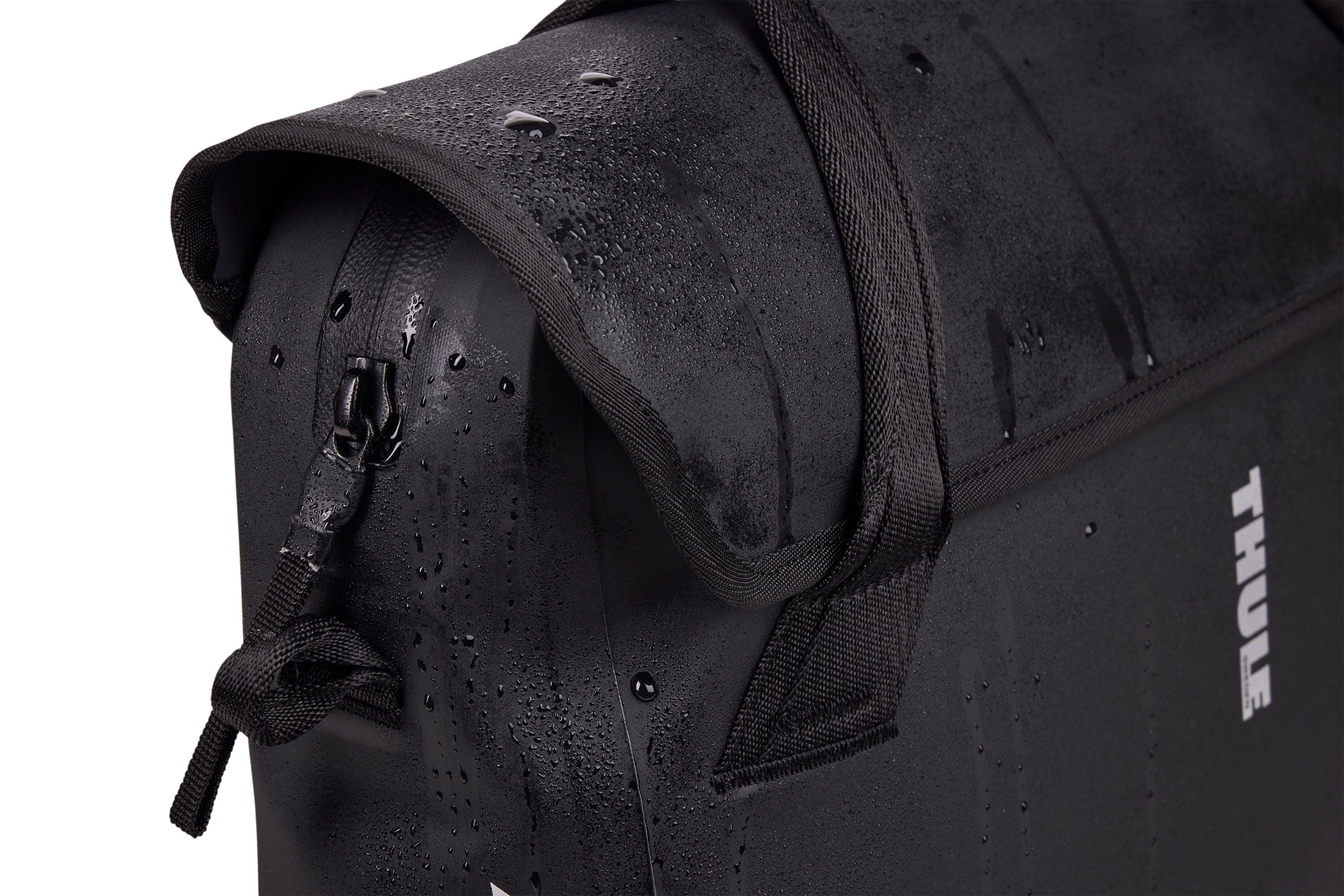 Thule Shield attache with InLock 16" black