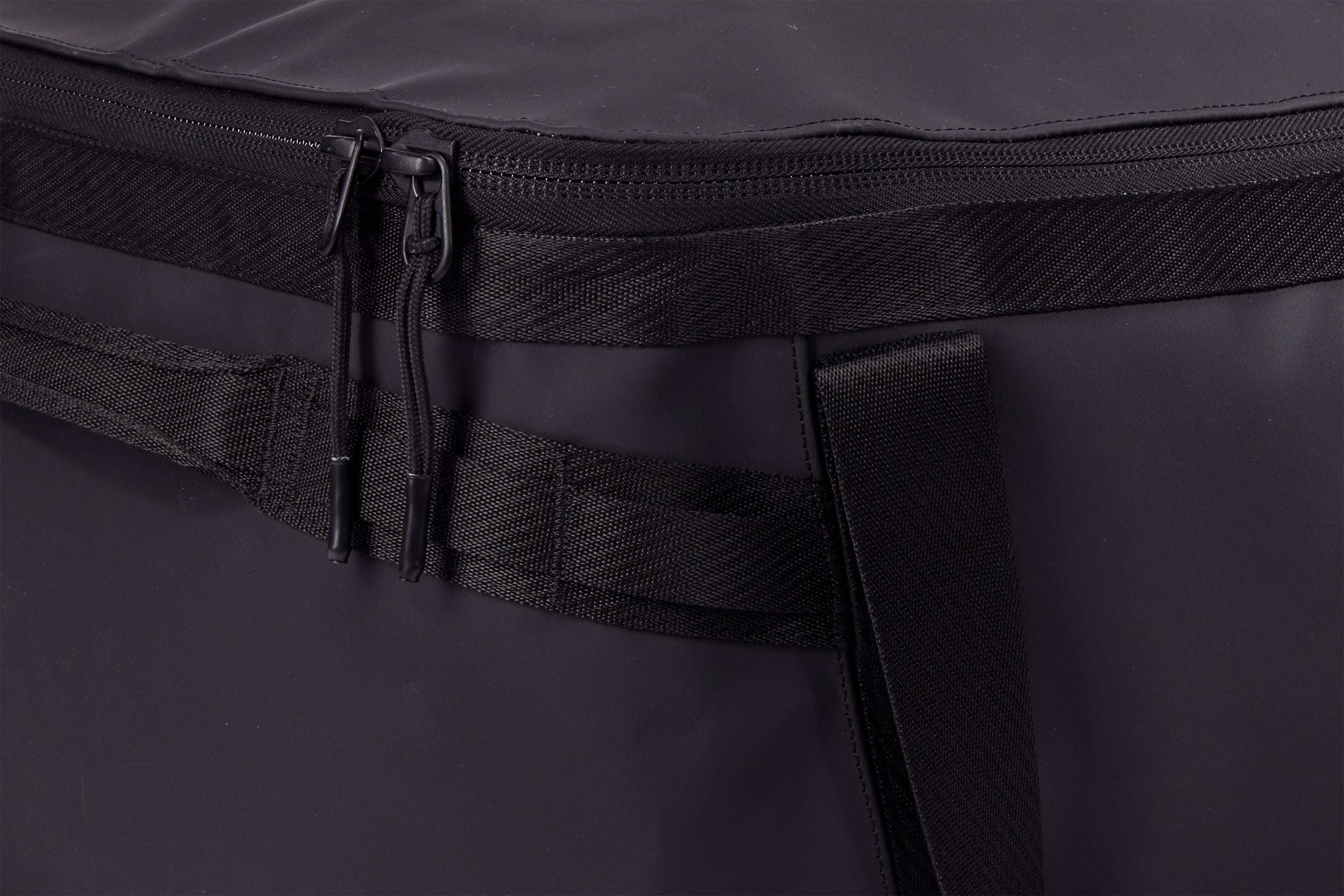 Thule Chasm gear haulers 55L black