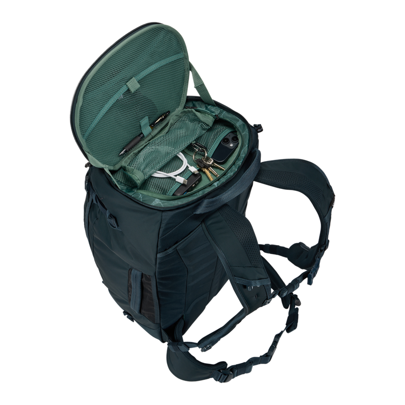 Thule Landmark 60L travel pack darkest blue