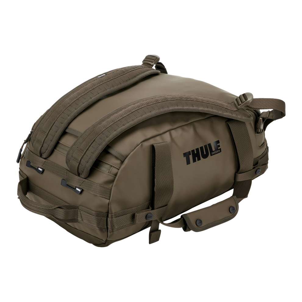 Thule Chasm 30L duffel bag deep khaki