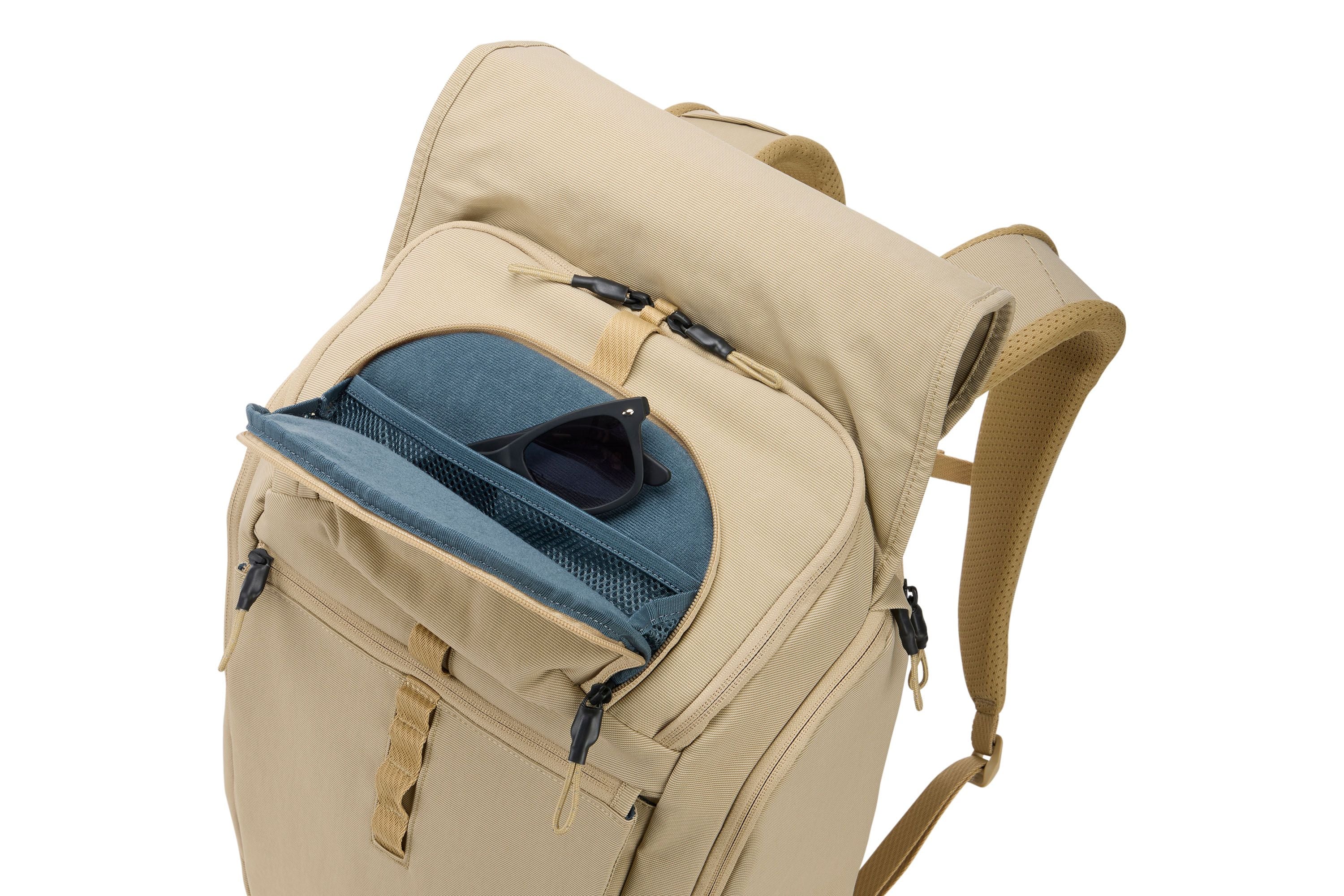 Thule Paramount backpack 27L gentle beige