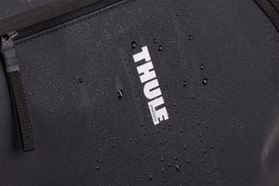 Thule Chasm tote with InLock 25L black
