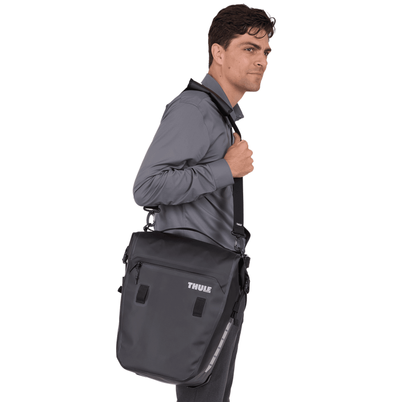 Thule Shield commuter pannier 22L black