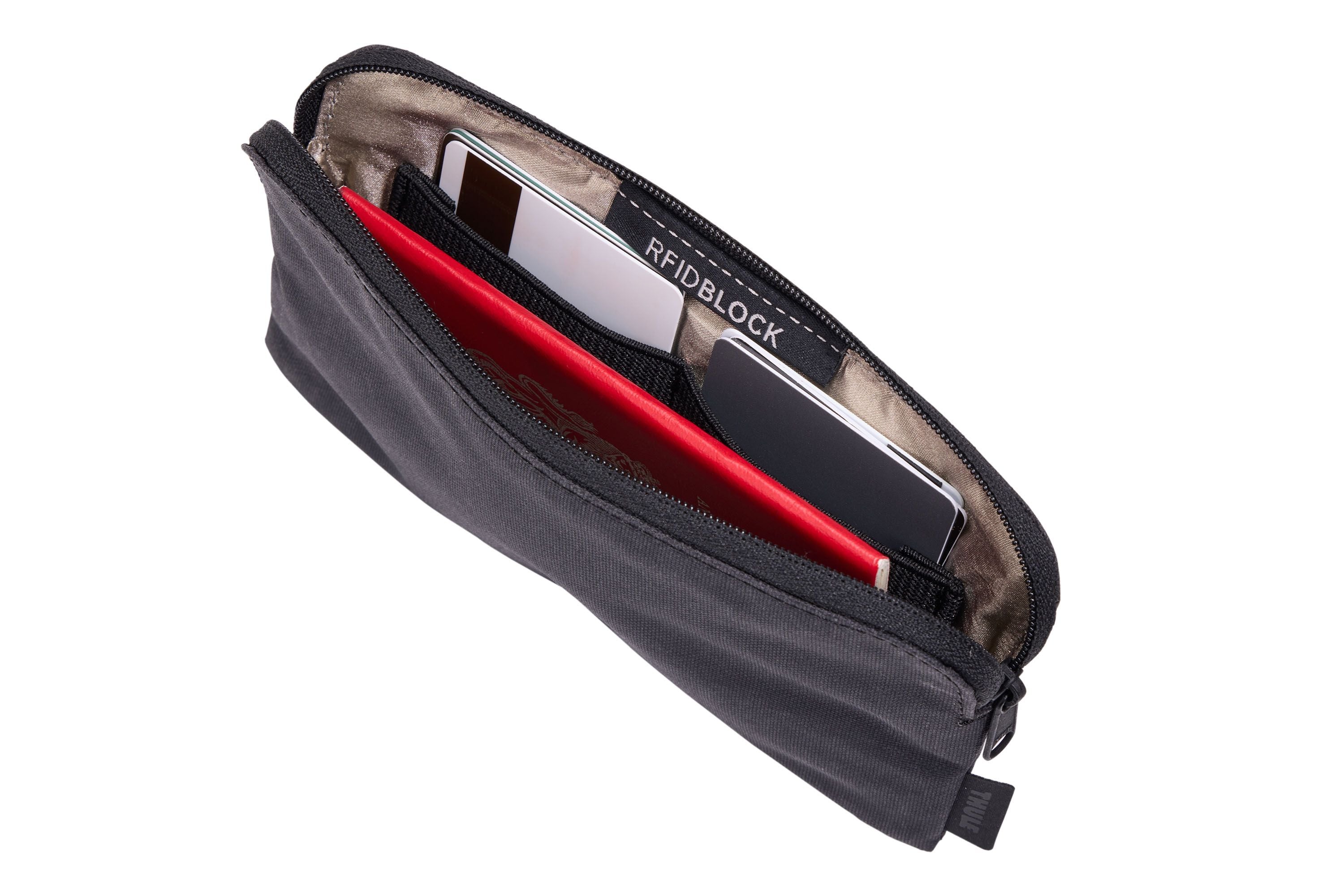 Thule Aion travel organizer black