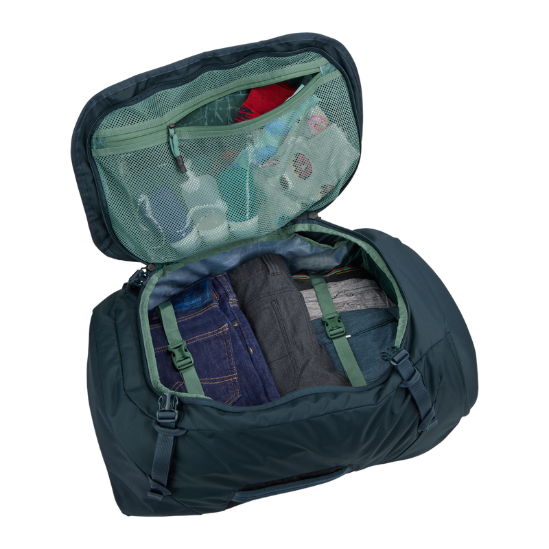 Thule Landmark 40L travel pack darkest blue