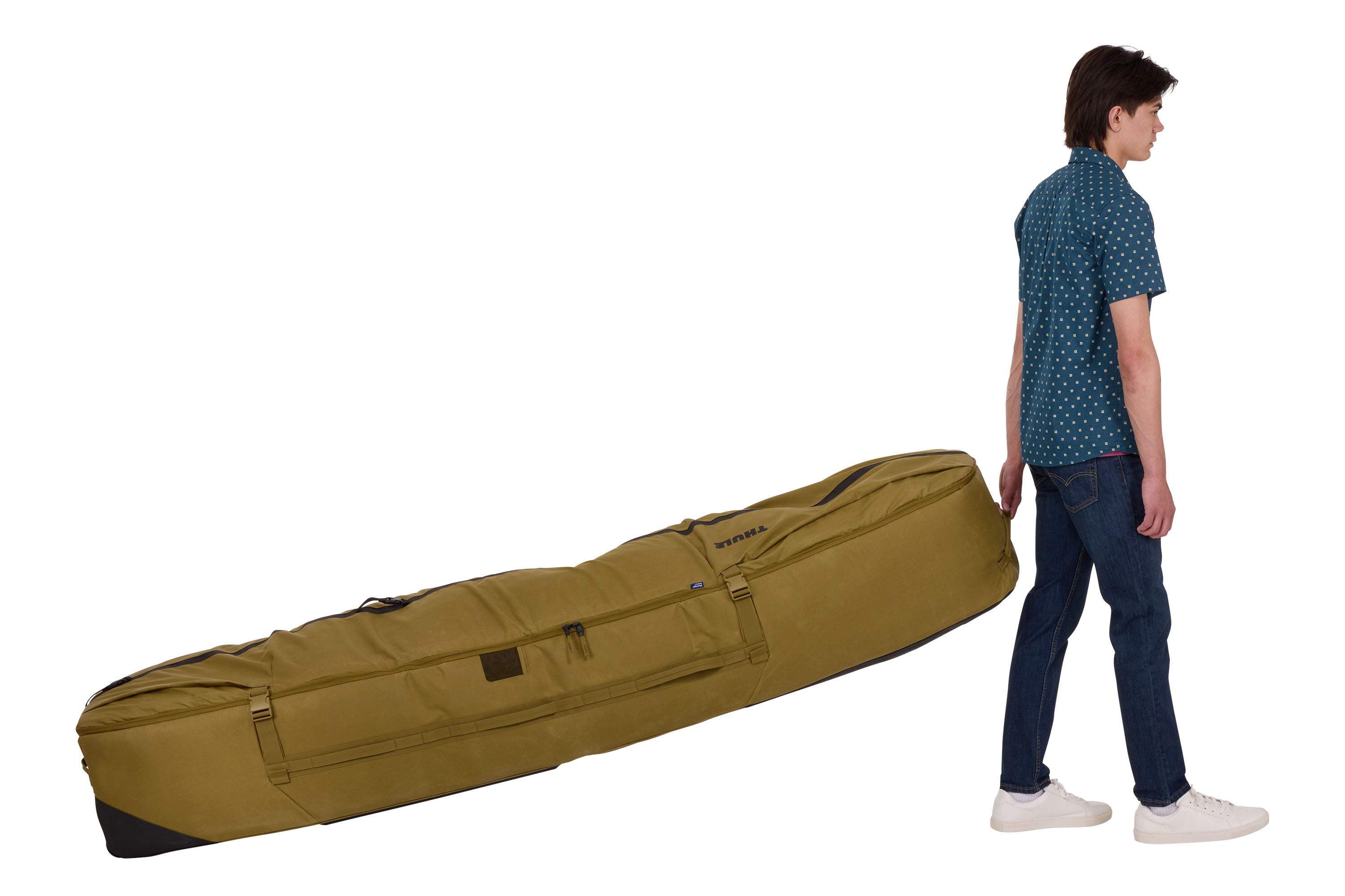 Thule Aion surfboard bag