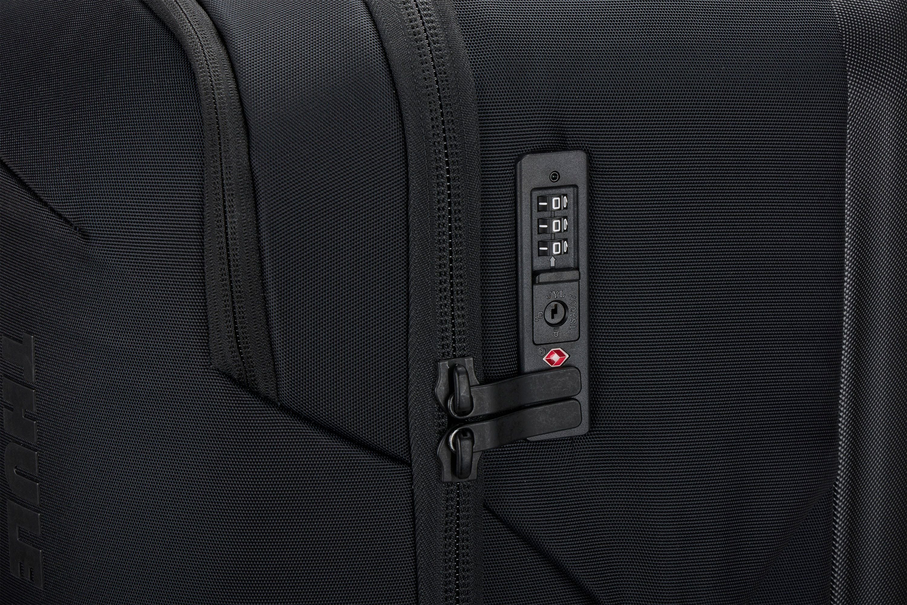 Thule Subterra 2 checked spinner TSA lock black