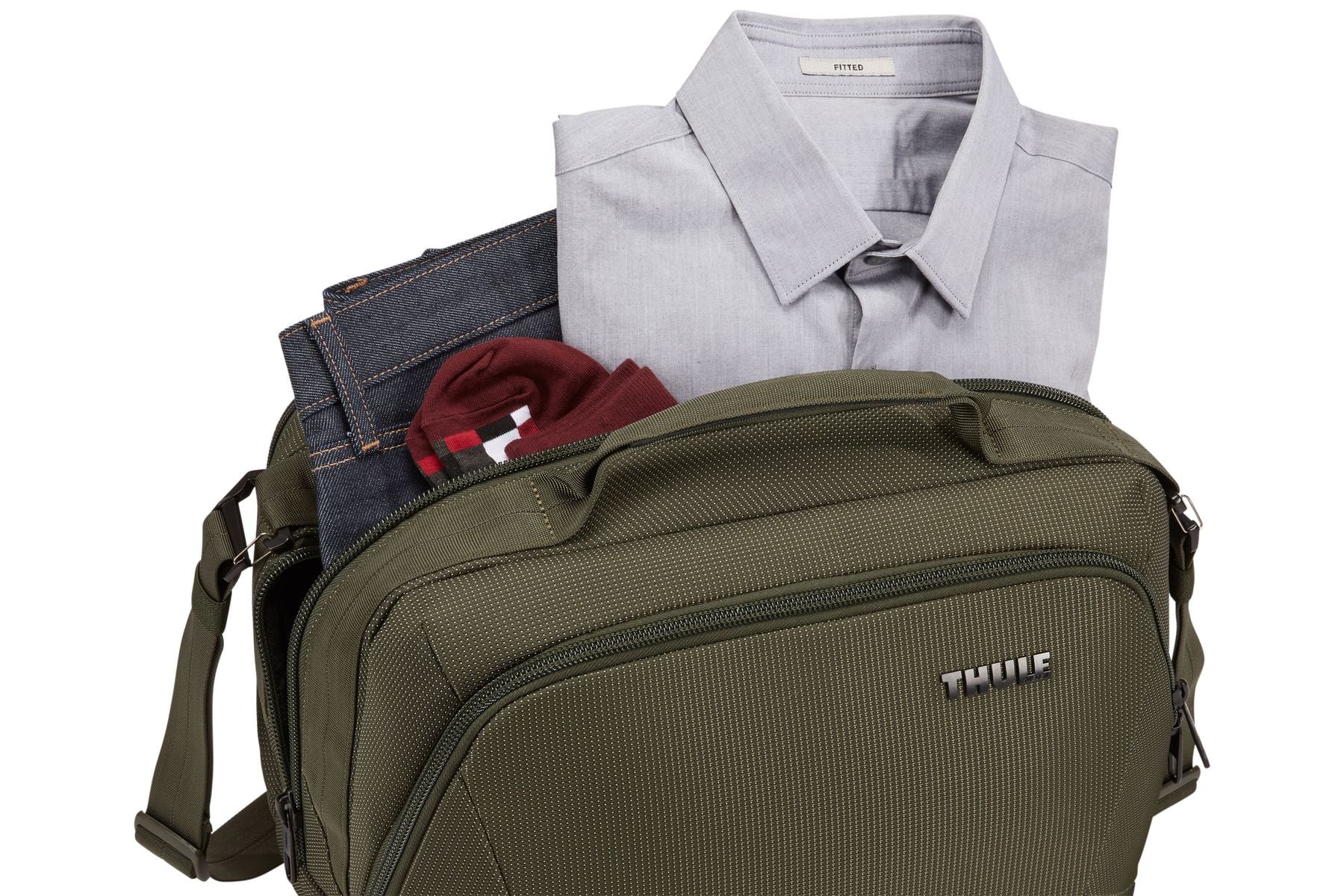 thule crossover 2 boarding bag