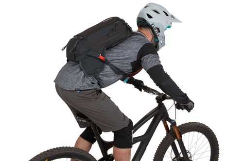 Thule Rail 12L optimal weight distribution