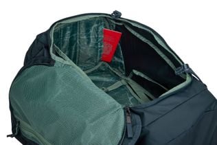 Thule Landmark 70L feature