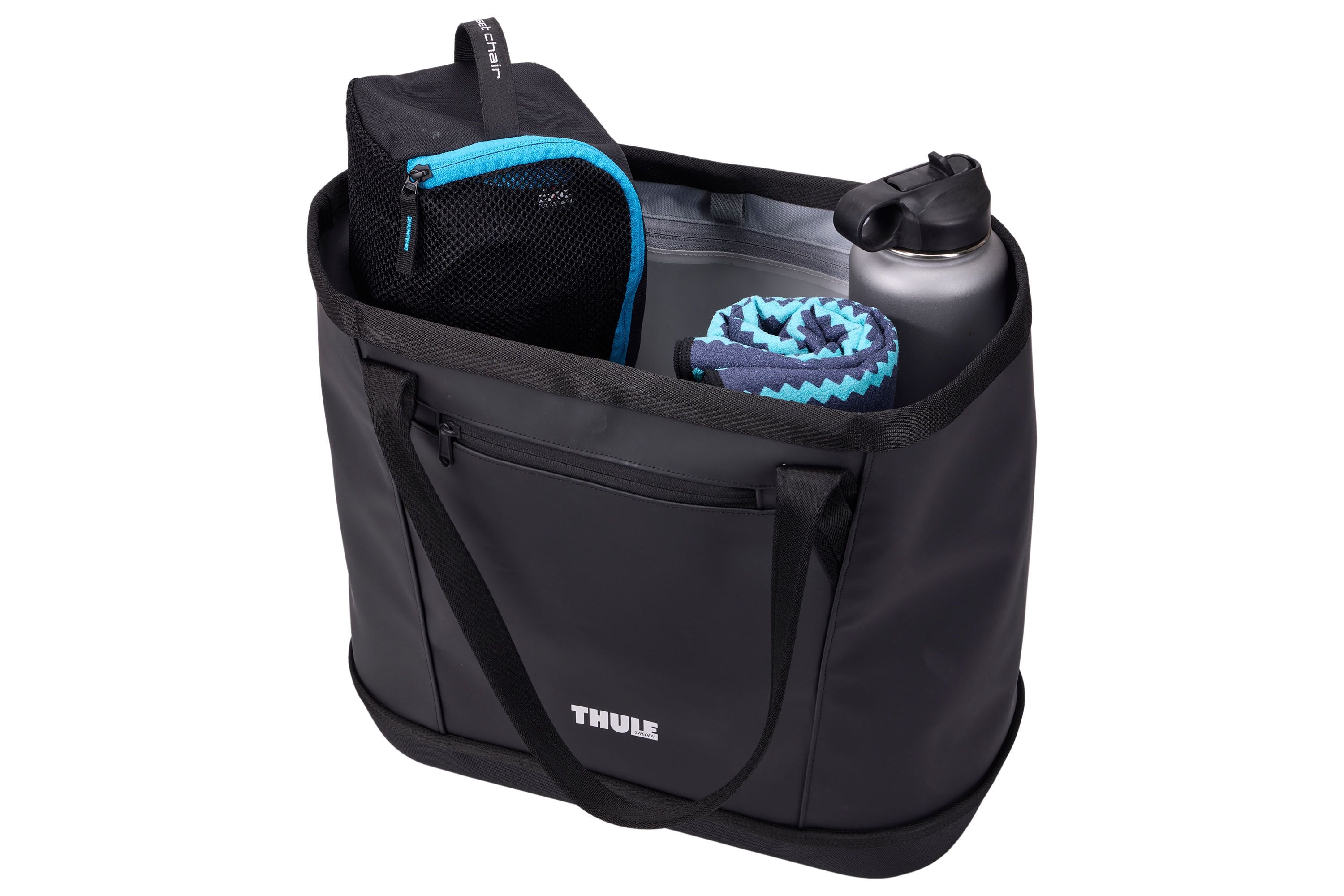 Thule Chasm gear tote 30L black