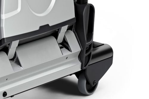 Thule EasyFold XT 903202 integrated transport wheel