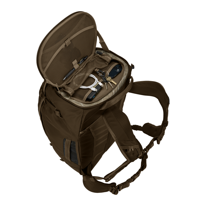 Thule Landmark 60L travel pack deep khaki
