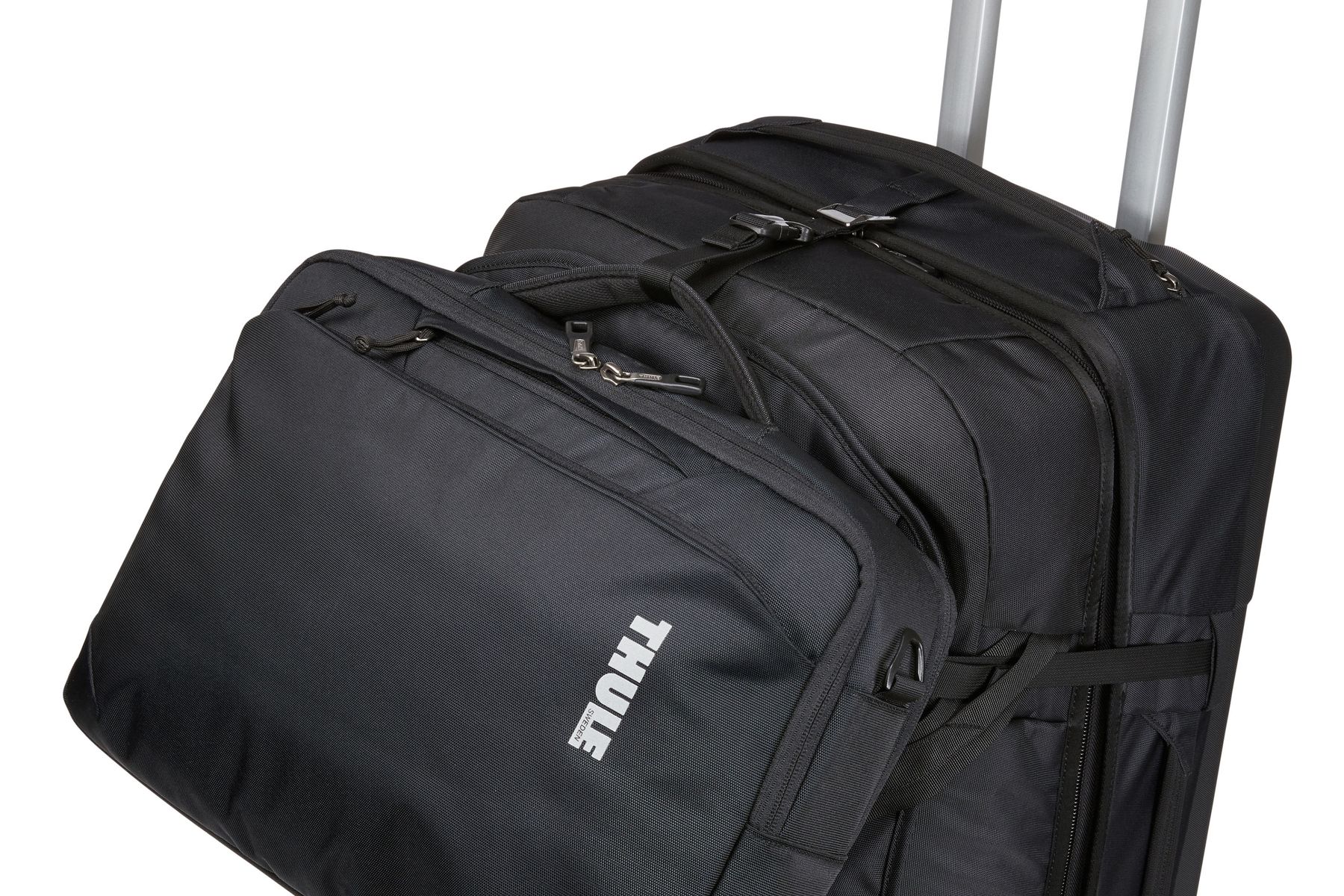 thule subterra rolling duffel