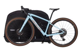 Thule RoundTrip road bike travel case feature