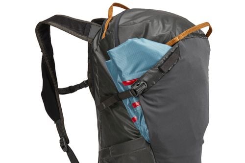 Thule Stir 25L front shove-t pocket