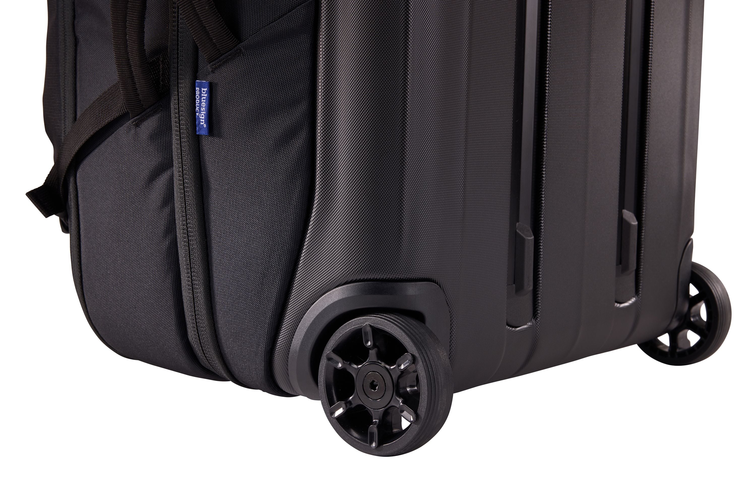 Thule Subterra 2 wheeled duffel TSA lock black