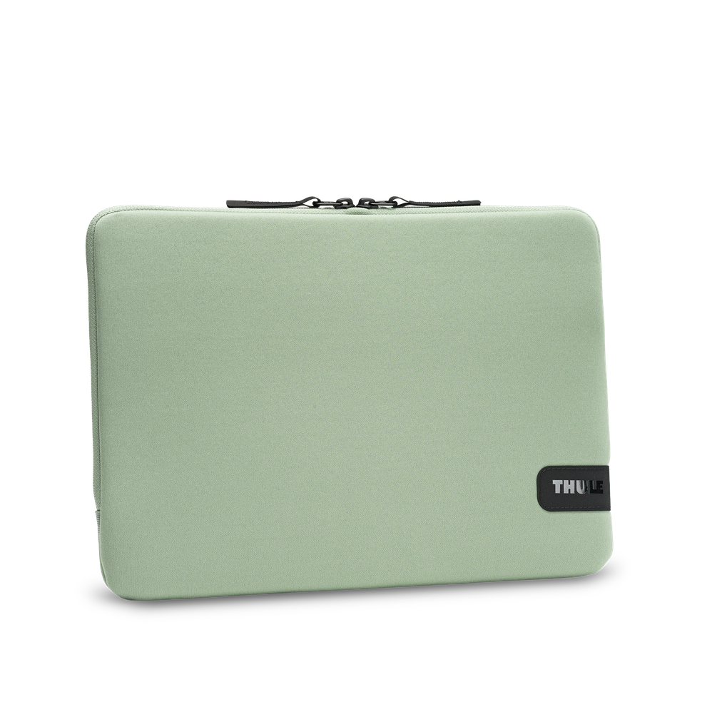 Thule Koya sleeve MacBook Pro 14" light green