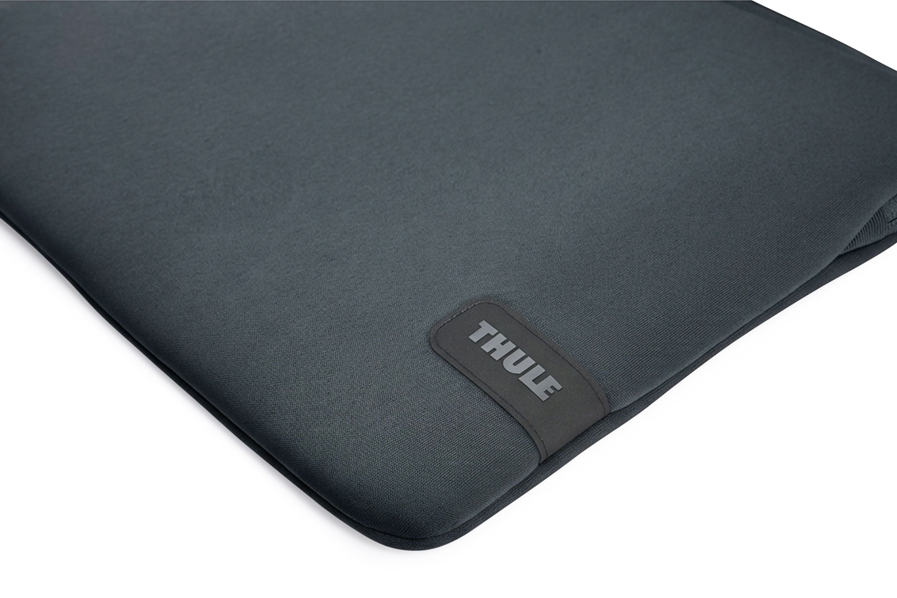 Thule Koya sleeve PC/MB Pro 16" darkest blue