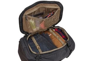 Thule Landmark 60L men's secure straps and mesh pockets