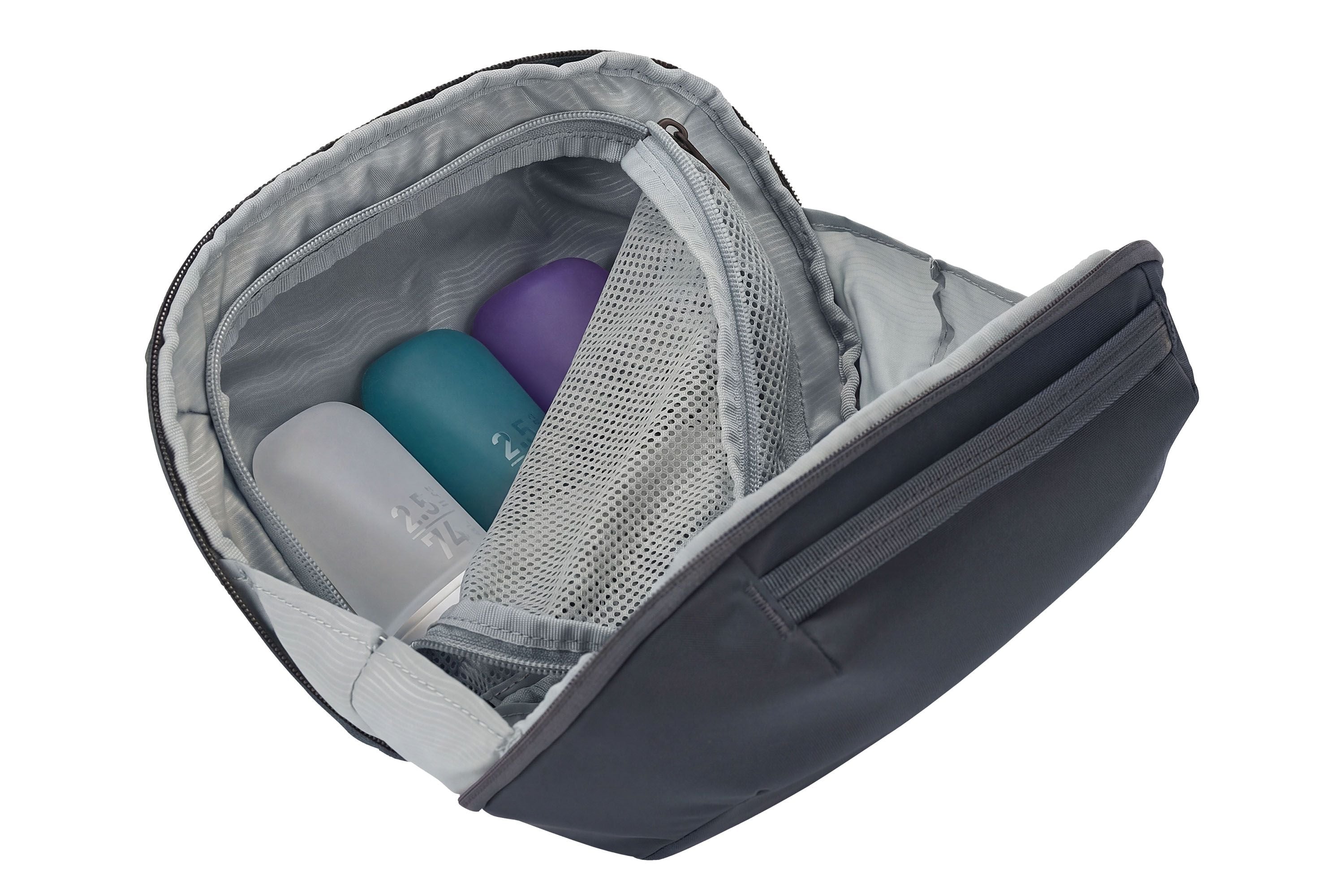 Thule EnRoute travel toiletry darkest blue