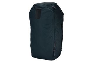 Thule Landmark 70L feature