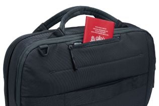 Thule Subterra Hybrid Travel Bag