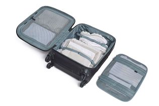 Thule Subterra 2 widebody carry on spinner TSA lock black