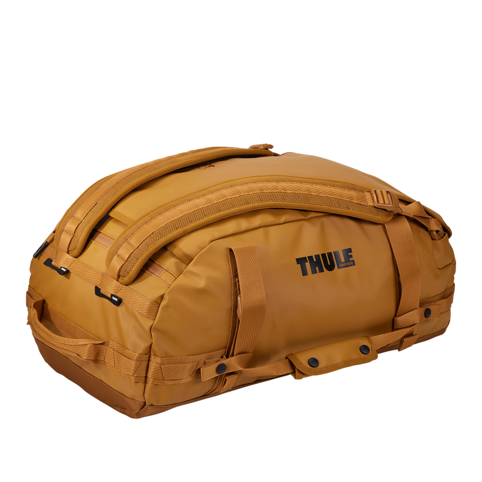 Thule Chasm 40L duffel bag Golden
