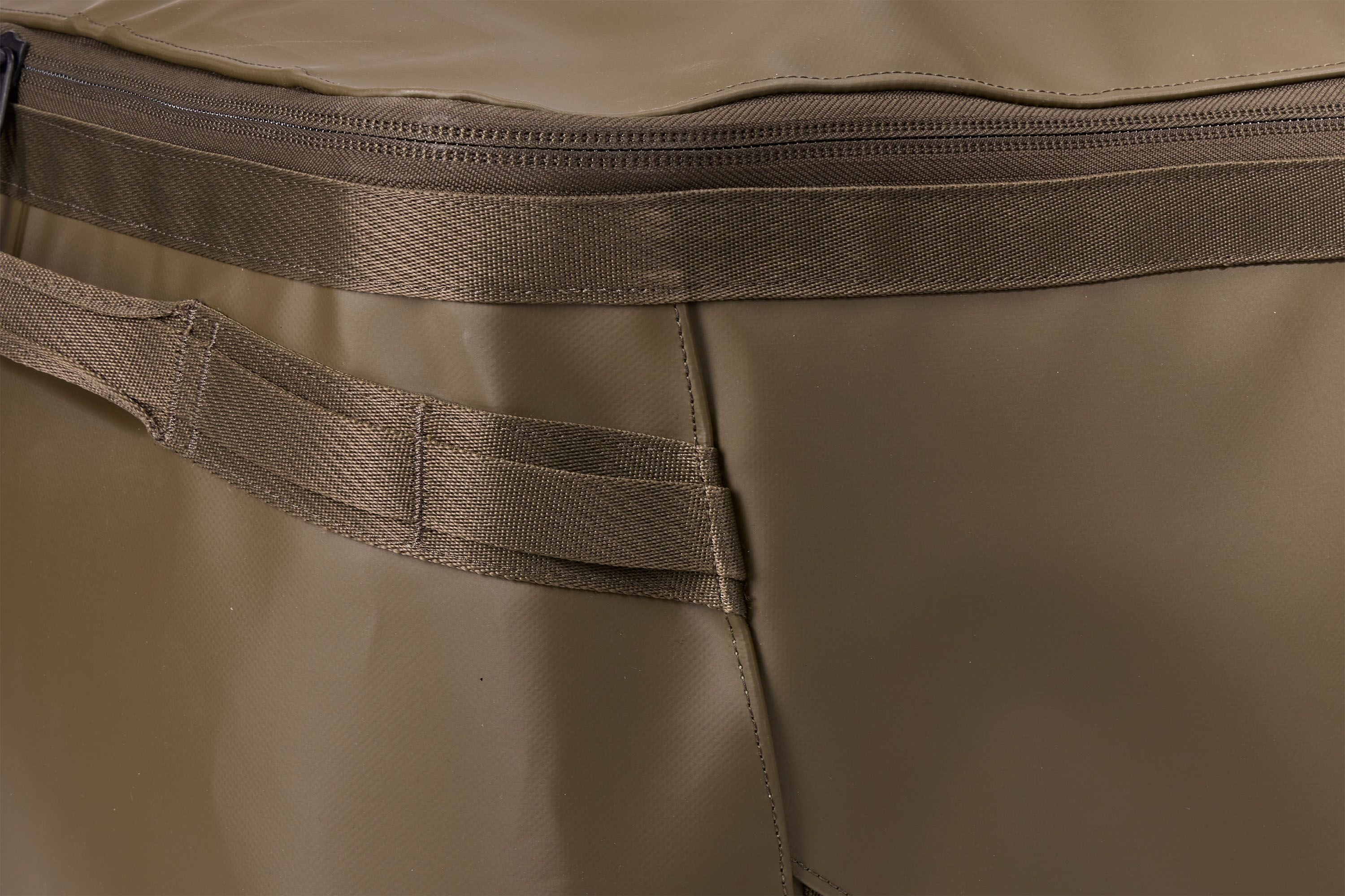 Thule Chasm gear haulers 80L deep khaki