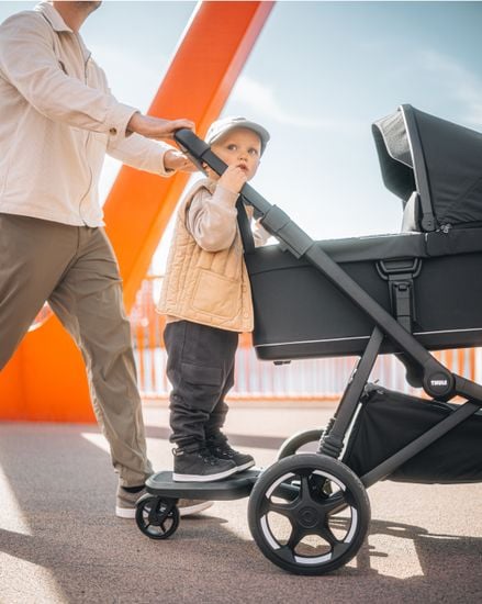 Thule Sleek 2 - Ultimate comfort for parents and kids and Thule Sleek 2 - Ultimate comfort from birth