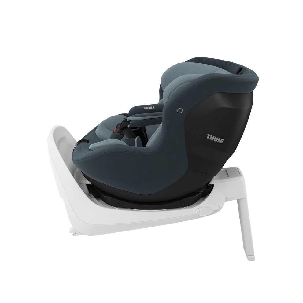Thule Elm toddler car seat darkest blue