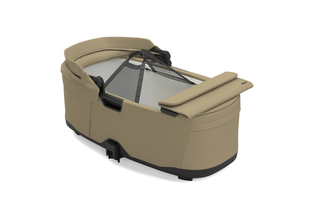 Thule Charm bassinet Feature - Two modes of carrying