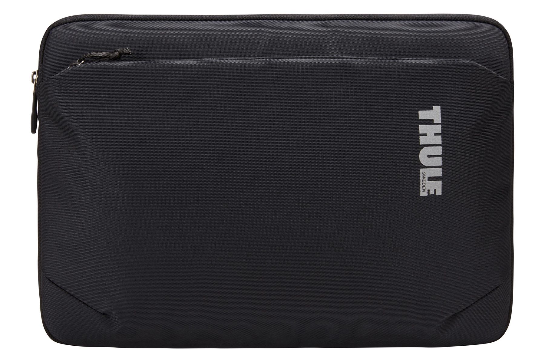thule macbook case 15