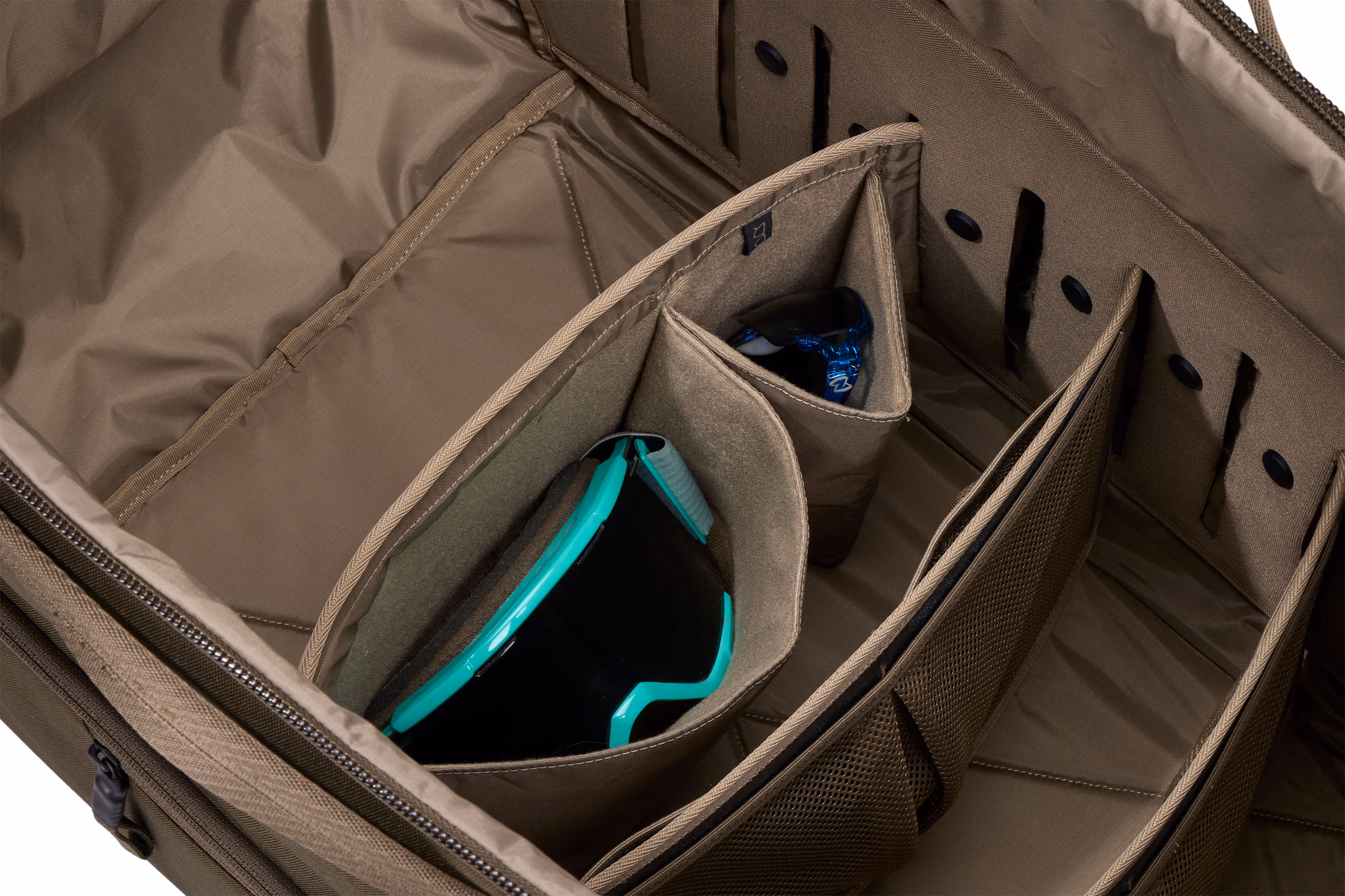 Thule RoundTrip MTB duffel 70L deep khaki