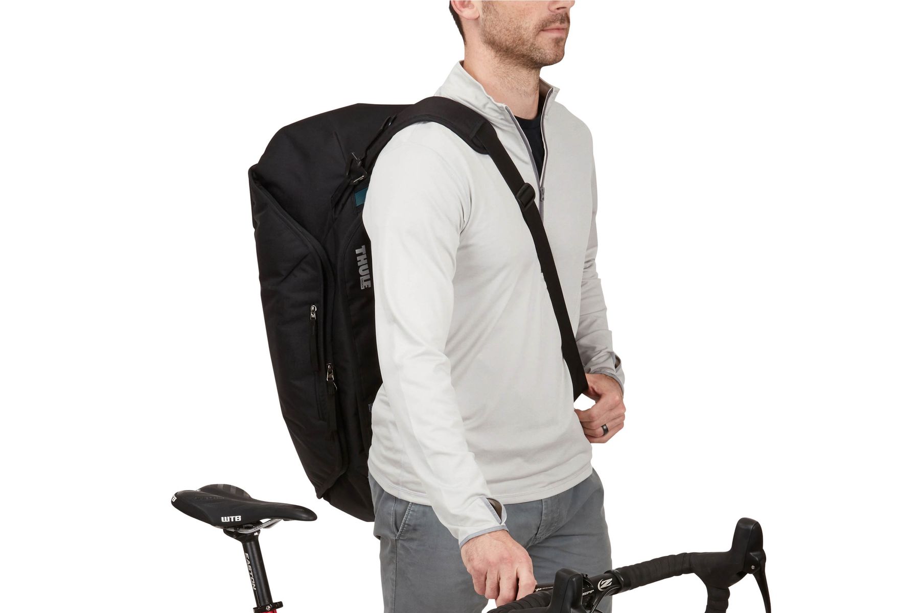 Thule RoundTrip Bike Duffel Black 3204352 removable shoulder strap