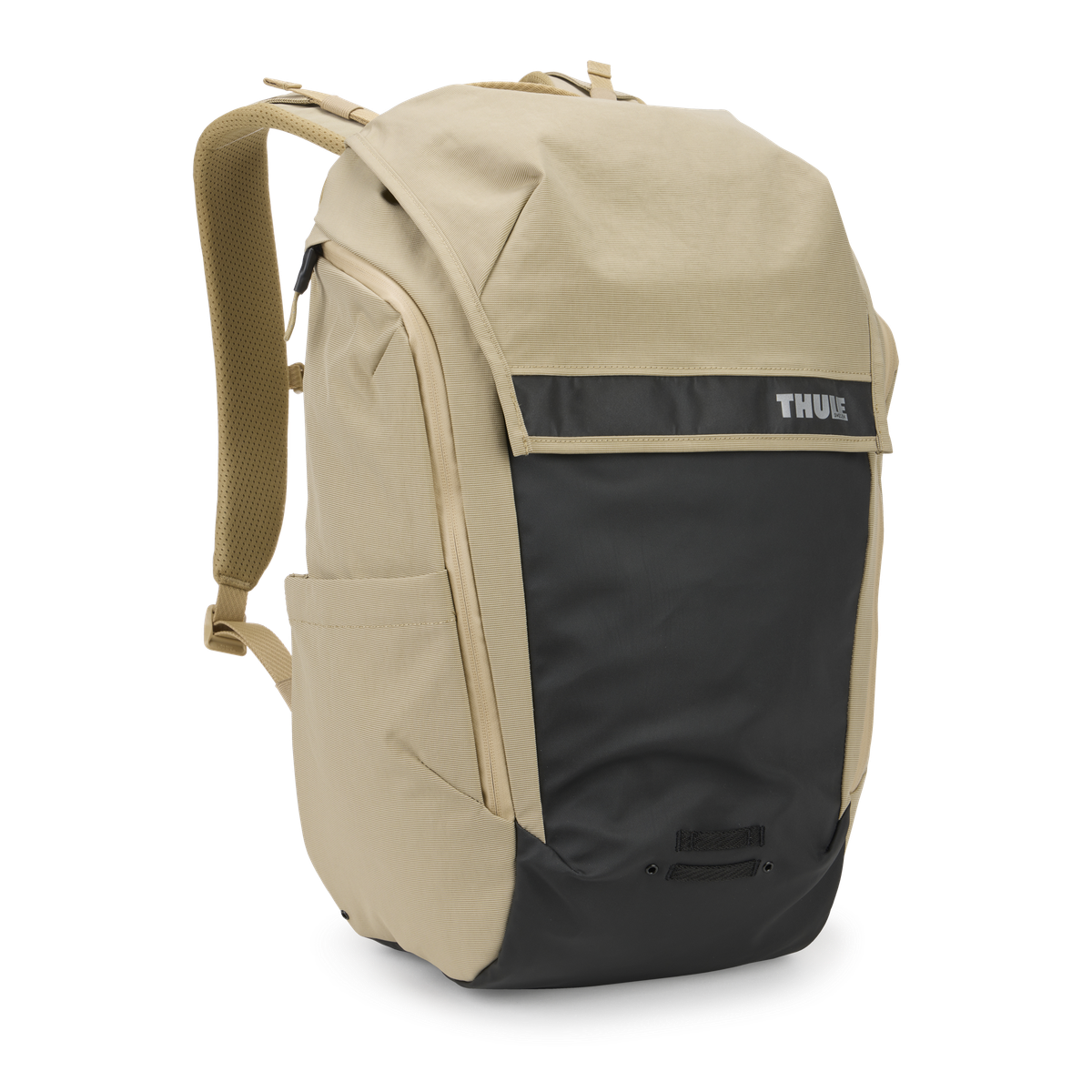 Thule Paramount bike commute backpack 28L gentle beige