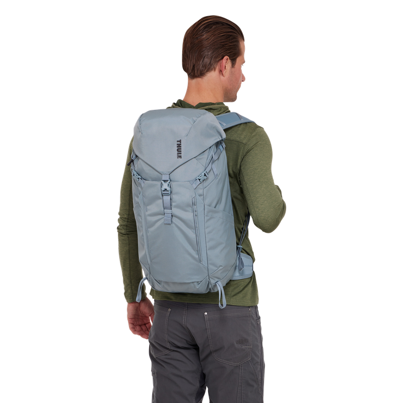 Thule AllTrail 25L daypack with rain cover Pond gray