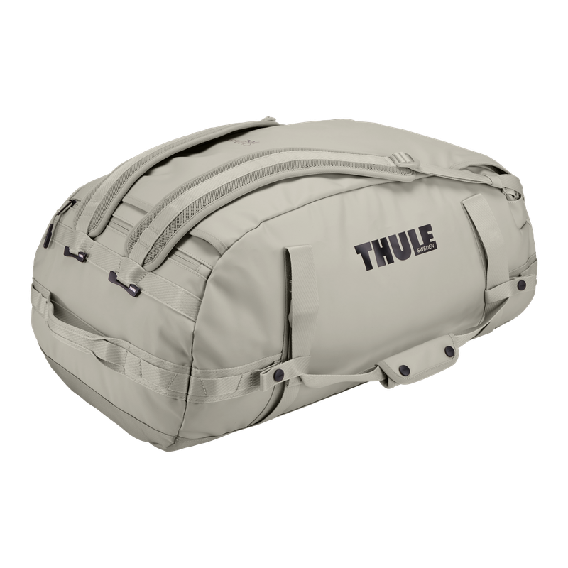 Thule Chasm 70L duffel bag soft sand